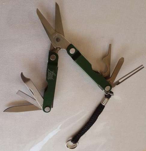 Leatherman Micra No 782 Green scales with food state logo