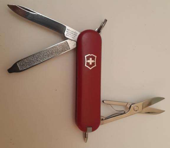 Victorinox Swiss Army Knife - signature - with Pen
