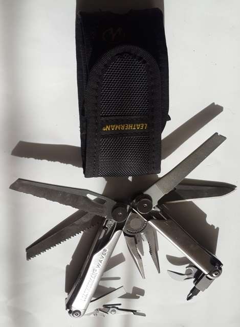 Leatherman Wave II Multitool with New Nylon pouch.Handyman 4x4 Camping Survival fishing