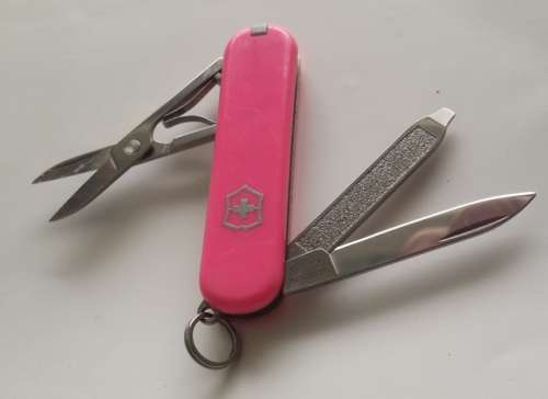Victorinox Swiss Army Knife - Classic SD With Pink scales