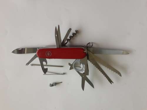 Victorinox Swiss Champion 33 tools Good condition