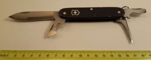 Swiss Army knife Ribbed Alox Pioneer  Black Victorinox
