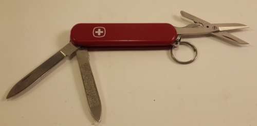 Swiss Army Knife  Wenger- Esquire Red Scales
