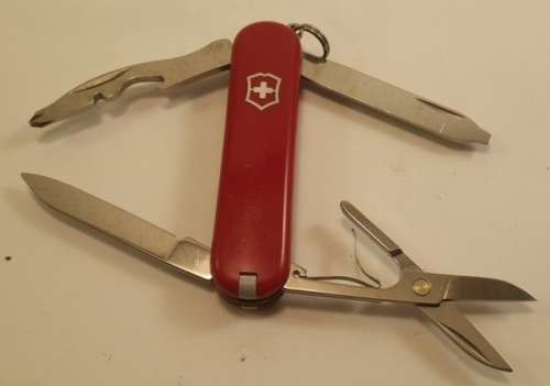 Victorinox Swiss Army Knife - Rambler   Handy Pocket Tool