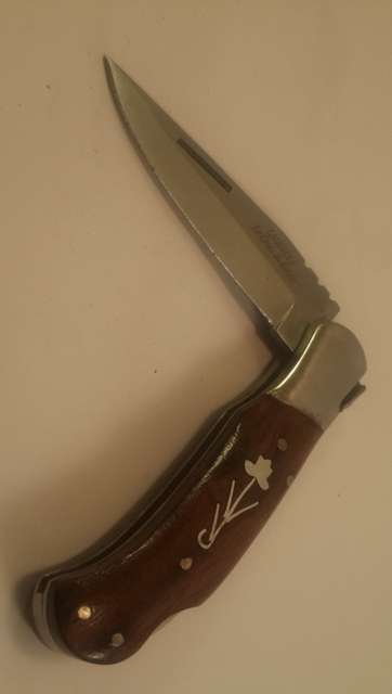 Laquille folding knive Pocket Knife with  lock Blade Made in Pakistan