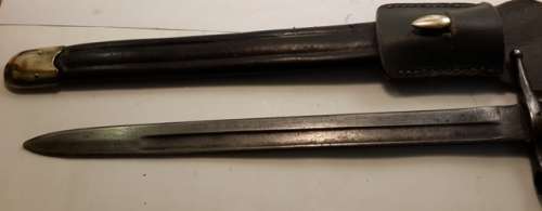 Italian model M1871 bayonet with scabbard and Frog Serial Number AF4716