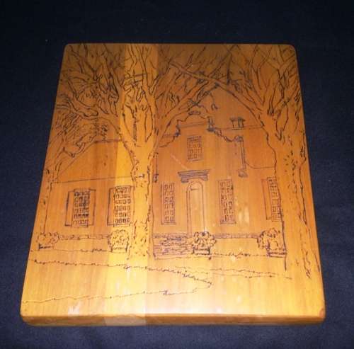 Cheese cutting Board - with picture of a Cape Dutch House