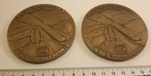 Brass Medalion two pc  Banco da Madeira 1920-1995