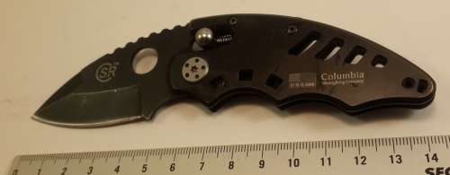 Pocket Knife Columbia  USA with blade lock and belt clip