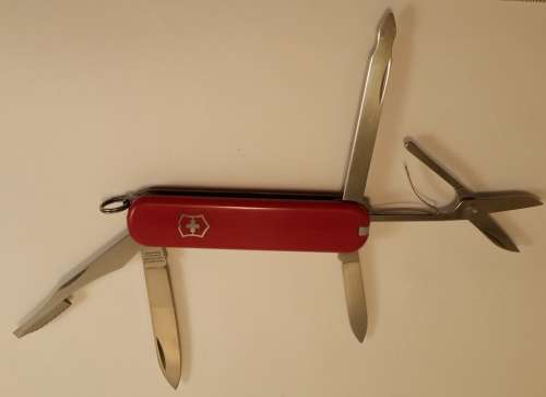 Victorinox Swiss Army Knife - Executive 74mm   Handy Pocket Tool