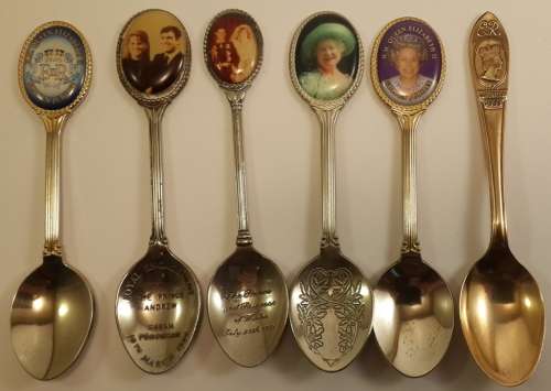 Collectable -Royal Family collection Spoons six pieces