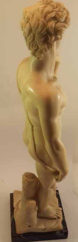Statue, David, +/- 30cm tall, Has been Repaired on the legs