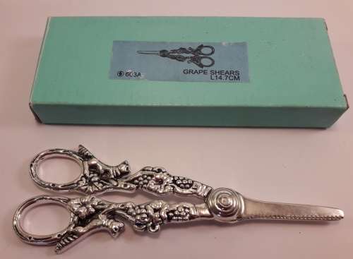 Art Deco Grape Shears Silver plated with Fox in Box