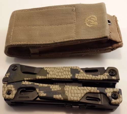 Leatherman Camo  OHT Multi-Tool with Oxide Finish -Black  and Used Nylon Molly Pouch