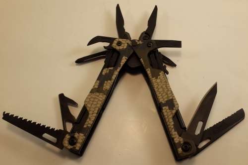 Leatherman Camo  OHT Multi-Tool with Oxide Finish -Black  and Used Nylon Molly Pouch