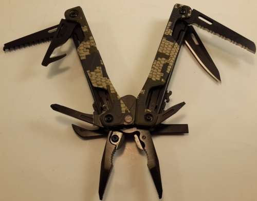 Leatherman Camo  OHT Multi-Tool with Oxide Finish -Black  and Used Nylon Molly Pouch