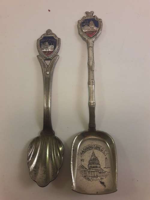 Vintage Set 2 tea spoons USA