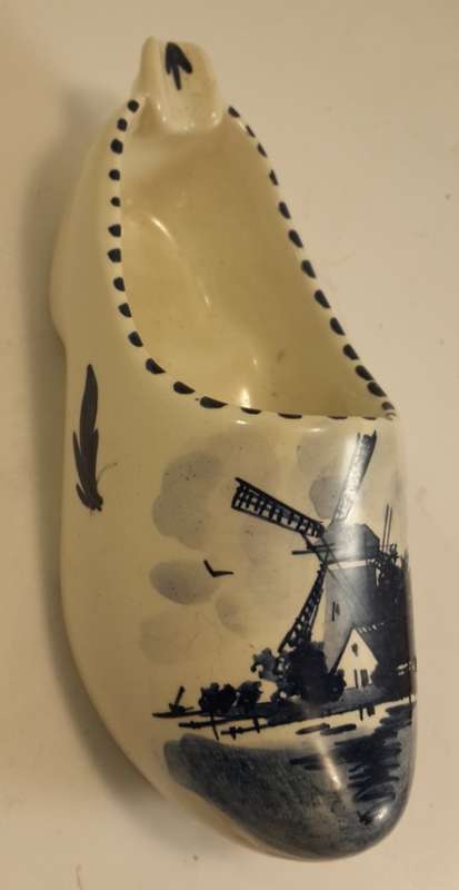 Delft Blue Clog Ash Tray