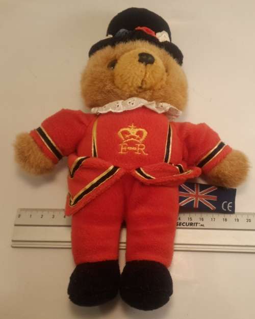 Bear  - From the UK Keen Beefeater Hight 27cm
