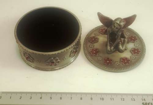 Metal Trinket box as per Pictures