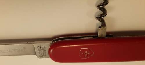 Victorinox Swiss Army Knife Gourmet 84 mm Victoria Vintage Red Scales