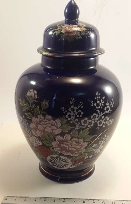 Vintage Porcelain Hand Painted Ginger Jar Cobalt Blue Japanese