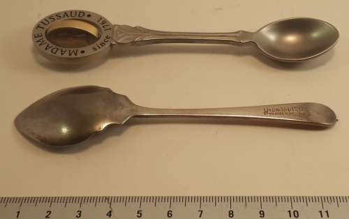 Vintage Set 2 tea spoons 1930 sugar spoon by Yeoman epns made in England Madame Tussaud