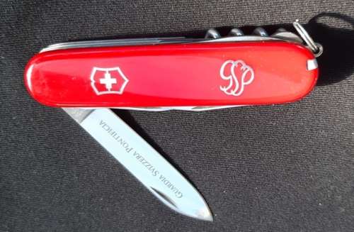 Swiss Army knife (Climber)  Victorinox Good Condition Red Scales with Guardia Svizzera Pontificia