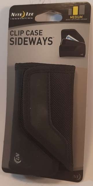 Nite-Ize Clip Case Sideways - Magnetic Medium With Rugget  Clip width 5.5 cm