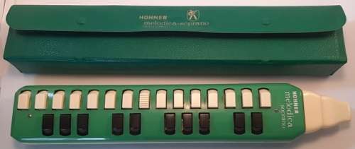 Hohner  Melodica Soprano Made in Germany in Holder