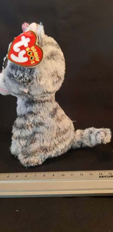 Original Ty Doll I am a Kitty cat my name is Kiki Birthday is August 16