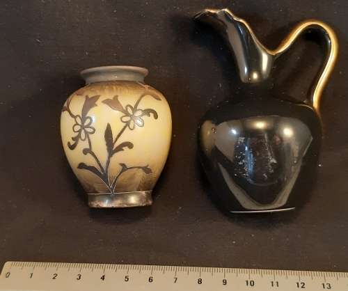 Two Small Vases as per pictures