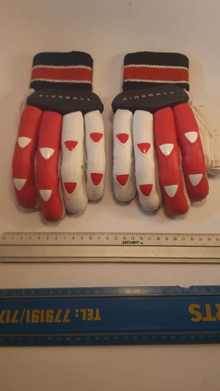 Children/Youth Criket gloves Bellingham and Smith  Youth Batting Gloves