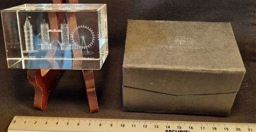 Paper Weight Crystal Laser cut Big Ben Tower of London Eye in Box