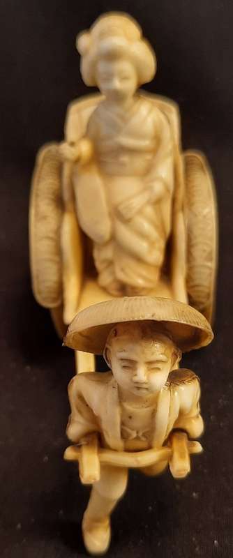 Trinket carved Japanese Rikshaw Hight 8 cm x 10cm