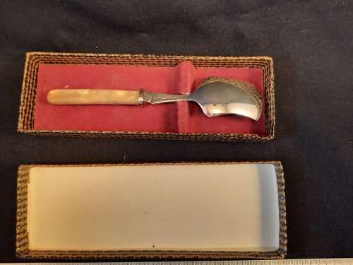 Sugar Spoon EPNS Made in England Bakelite Handle in box
