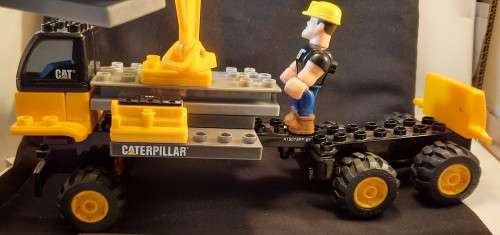 Building Block Mega Blocks Catepillar thingy