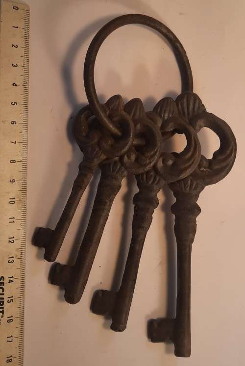 Set of  four decorative Metal  Keys on ring