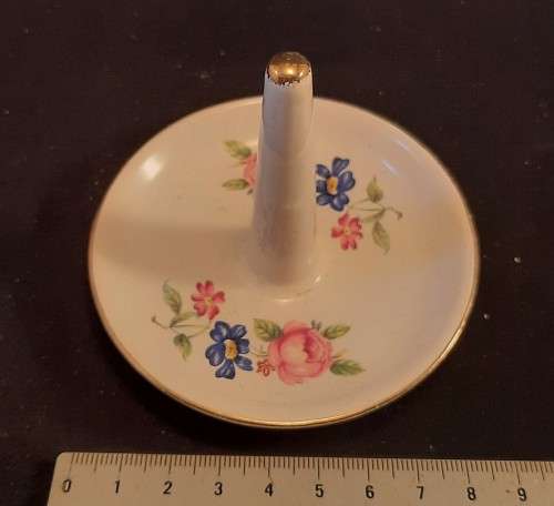 Ceramic Floral Crown decorated Ring Holder Hight 76cm width 87 cm