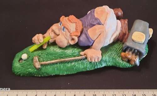 Paper Weight Cast Resin Golf scene Funny Golfer Figurine Blowing Golf Ball in hole