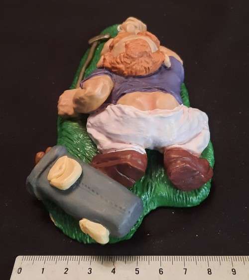 Paper Weight Cast Resin Golf scene Funny Golfer Figurine Blowing Golf Ball in hole