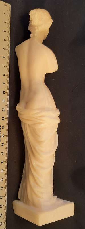 Greek  Statue, Venus de Mile  H 24 cm  W 5  cm Condition as per Pictures