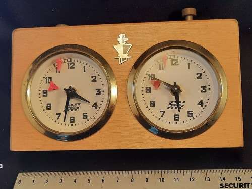 Basic Analog Chess Clock