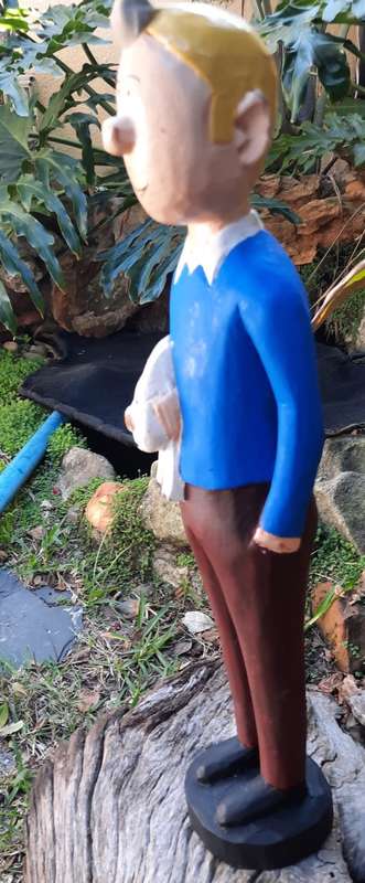 Wooden Statue Tin Tin as per pictures Hight 48 cm