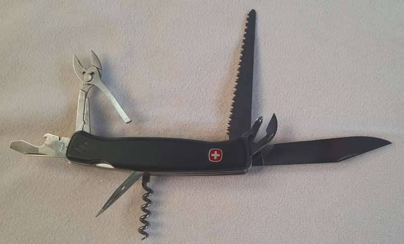 Wenger Swiss Army knife 111mm Everest model Discontinued