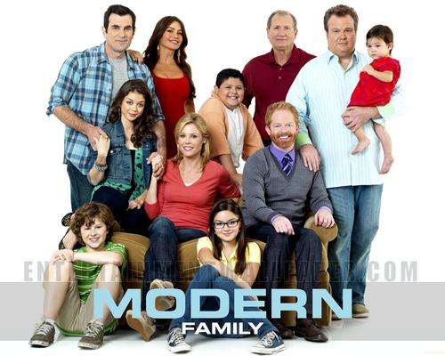 Modern Family - Season 1 [Blu-ray] ***Please Read Description***