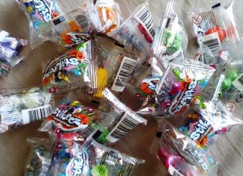 PICKnPAY - "STIKEEZ" 2016 - FULL SET WITH "SUBMARINE" COLLECTORS ALBUM AND MUCH MORE!