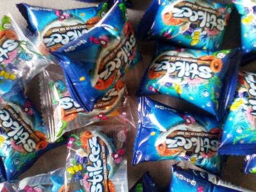 PICKnPAY - "STIKEEZ" 2016 - FULL SET WITH "SUBMARINE" COLLECTORS ALBUM AND MUCH MORE!