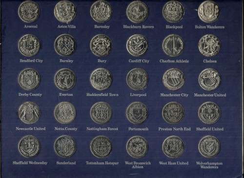 "ESSO" (UK) - "100 YEARS OF FOOTBALL" - COMPLETE COLLECTORS FOLDER, 1972!