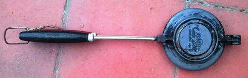 JAFFLE MAKER - ORIGINAL 1970'S - SCARCE AS HEN'S TEETH!